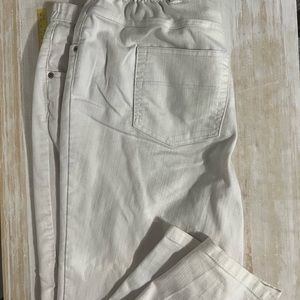Allison Daley white stretch jeans, size 20w short